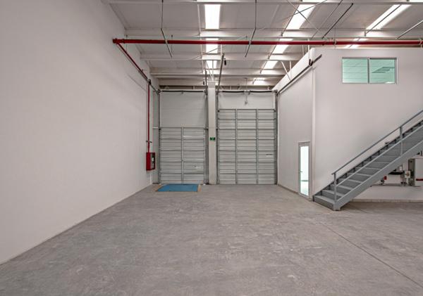 SE RENTA BODEGA INDUSTRIAL - GUANAJUATO