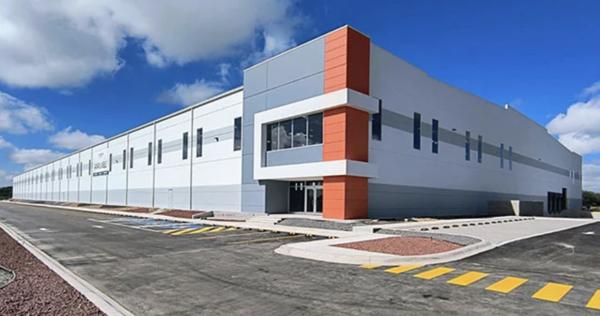 NAVE INDUSTRIAL EN PARQUE QUERÉTARO AEROPUERTO