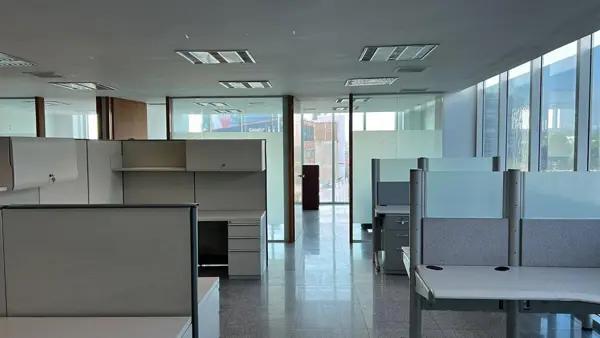 SE RENTA OFICINA CORPORATIVA EN REVOLUCIÓN SUR