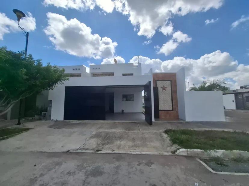 Foto 0 de HERMOSA CASA 2 PLANTAS EN ESQUINA FRACC LAS AMERICAS III , MERIDA, YUCATAN | Id nn-hd1000729
