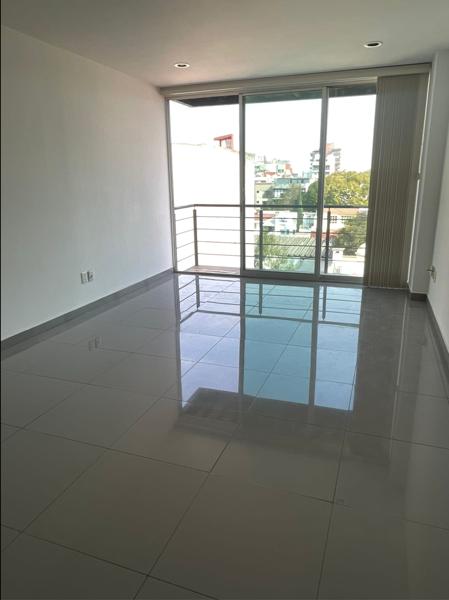 LUJOSOS DEPARTAMENTO EN LA DEL VALLE CENTRO EN REMATE
