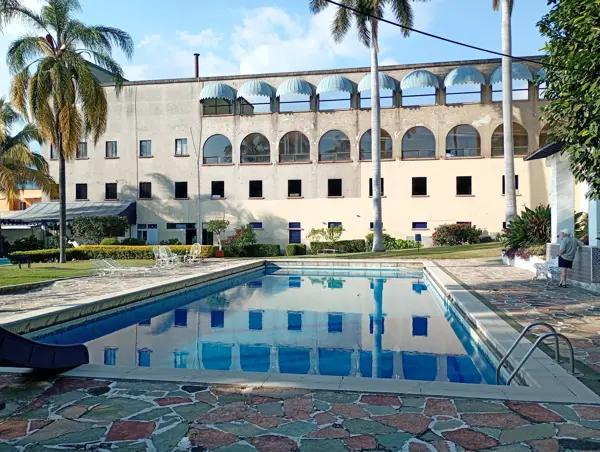 DEPARTAMENTO CON ALBERCA, CUERNAVACA CENTRO.