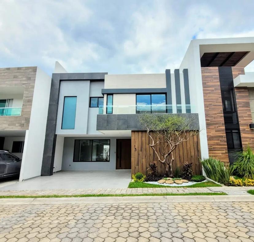 Foto 0 de Casa en venta en Lomas de Angelopolis, en Parque Guanajuato, zona Nuevo Chedraui Select | Id nn-no1000106