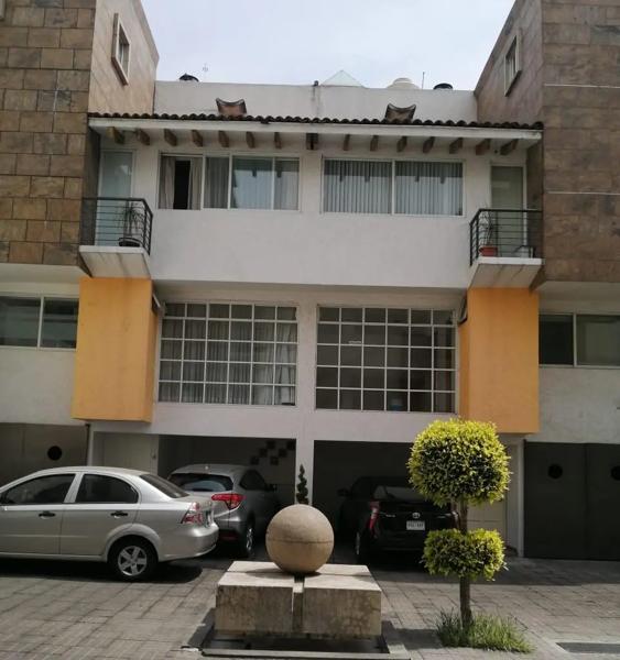 Casa en Remate en Del Valle Norte, Ciudad de México, con 3 Recámaras y Seguridad