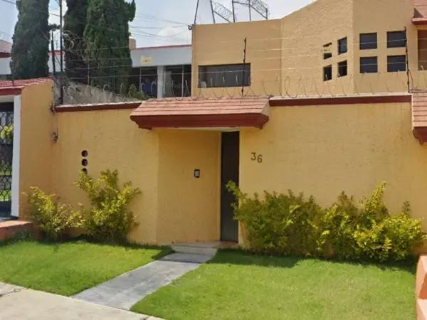 Casa en Remate bancario en Bosques del Lago, Cuautitlán Izcalli