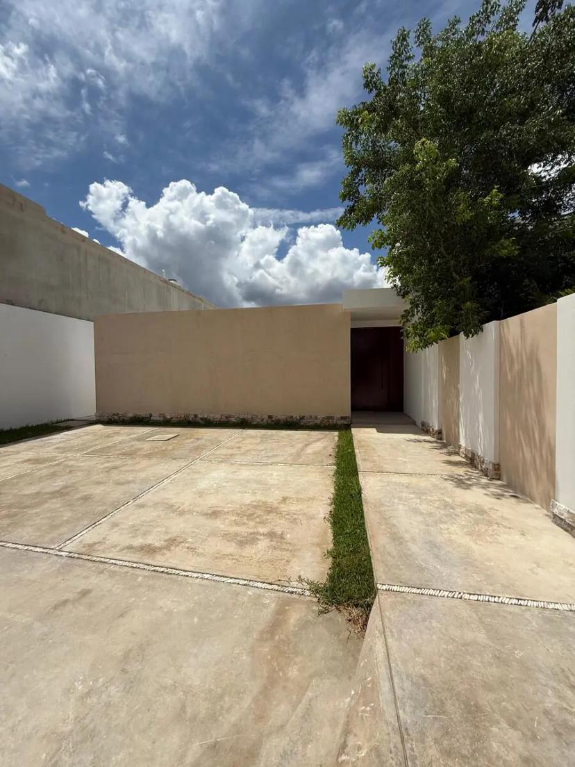 Foto 0 de Venta de casa de un piso en privada residencial en Conkal | Id mx25-rd0966