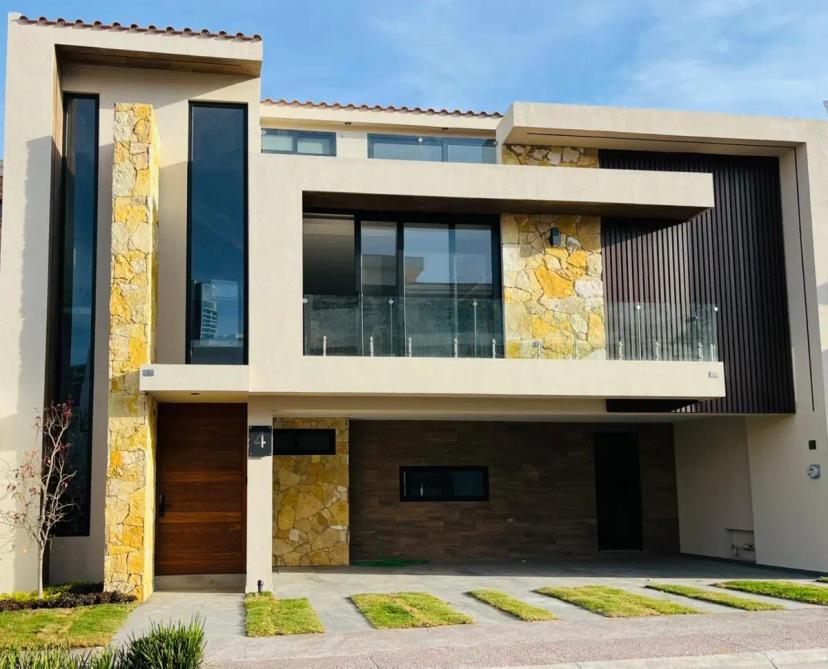 Foto 0 de Casa en Venta en Lomas de Angelopolis 2 de 4 recámaras. | Id nn-wh1000213