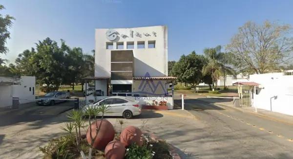 Casa En Venta En Altus Bosques, Tlajomulco De Zúñiga, Jalisco. Recuperación Bancaria. JX71