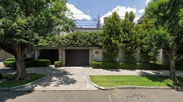 Casa en remate hipotecario en Lomas de Chapultepec, Ciudad de México