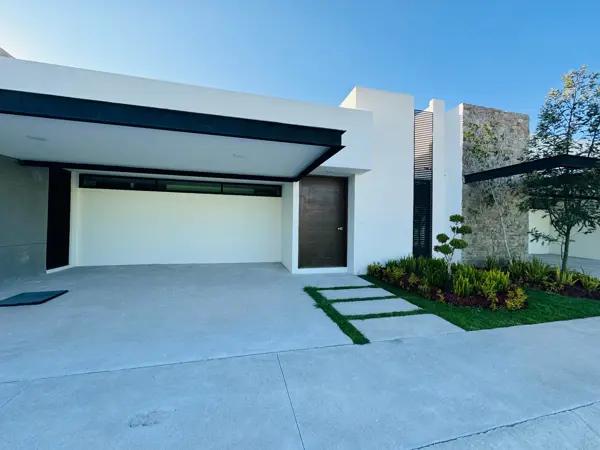 Casa en Condominio con Cisterna y Jardín en Valle del Sol, Pachuca de Soto Casa en Condominio con Cisterna y Jardín en Valle del Sol, Pachuca de Soto