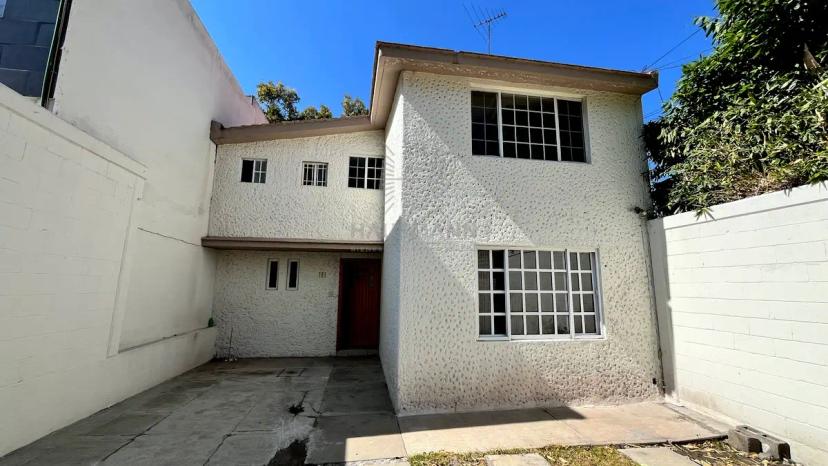 Foto 0 de Casa en venta en Jardines de Satélite | Id nn-gqc631