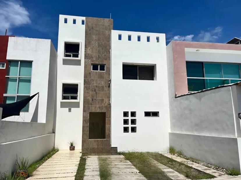 Foto 0 de Casa en venta en Residencial Puerto Condesa, Alvarado, Veracruz de Ignacio de la Llave | Id nn-gqc653