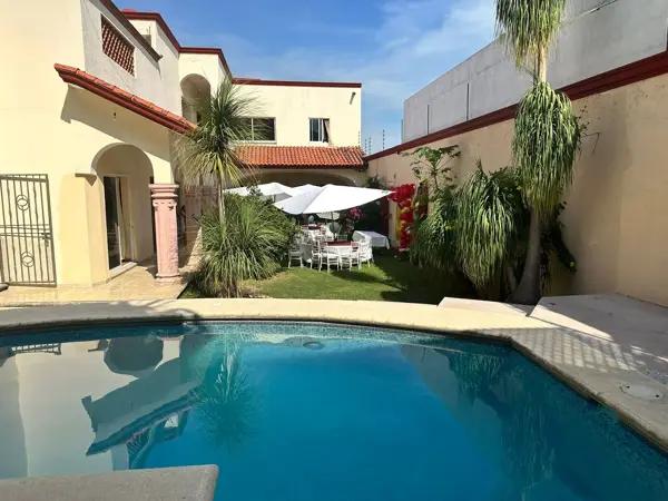 Hermosa casa en venta en Temixco.