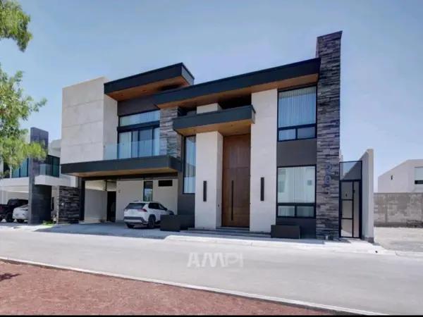 Casa en Venta. Residencial Rincón de los Encinos