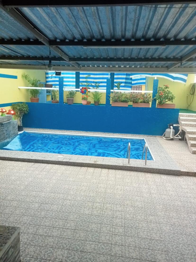 Foto 0 de Propiedad en excelente estado, ideal para uso comercial como habitacional.
Con capacidad de 10 a 15 | Id nn-gqd349