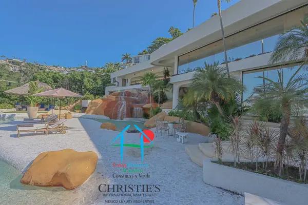 Casa con vista al mar, alberca privada y amenidades de resort. Para 12 personas Casa con vista al mar, alberca privada y amenidades de resort. Para 12 personas