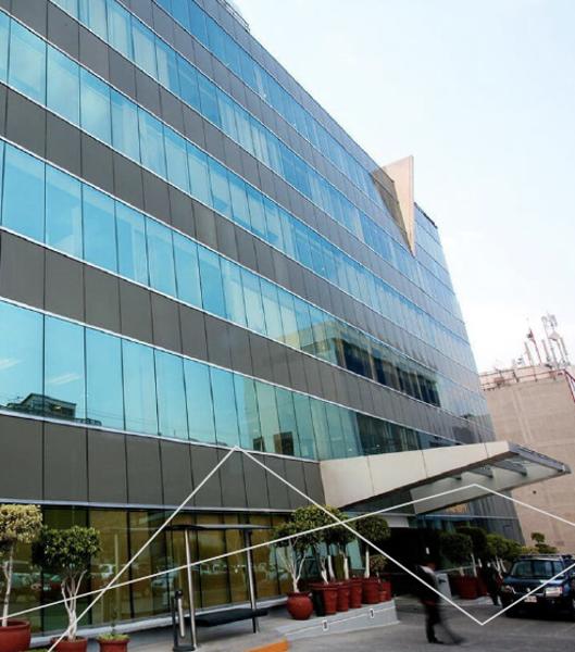 Local comercial en Corporativo Interlomas