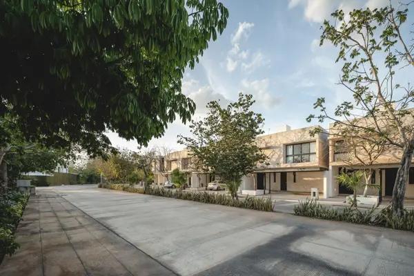 casa en venta con amplio terreno  al norte de merida  santa gertrudis copó