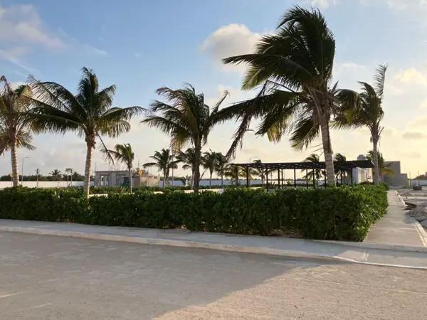 Venta terreno dentro de una privada en chelem, yucatan