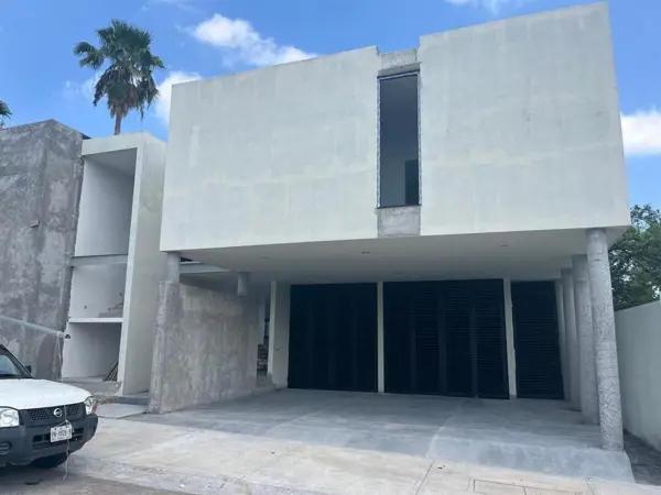 Casa en venta en Carretera Nacional en Monterrey