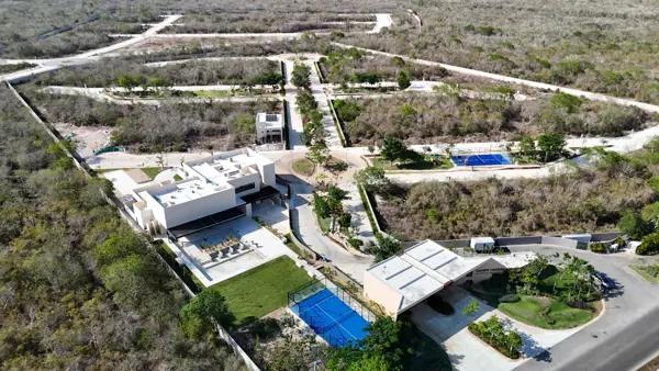 Terrenos en venta con acceso desde  carretera Mérida -Progreso