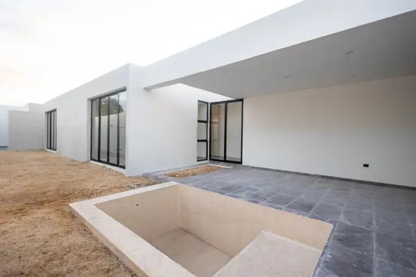 Casa en venta con amplio terreno temozon norte merida  yucatan