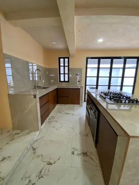 Casa en venta a un costado de leandro valle y periférico merida yucatan Casa en venta a un costado de leandro valle y periférico merida yucatan