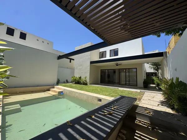 Casa en venta con paneles solares en colonia mexico norte merida yucatan Casa en venta con paneles solares en colonia mexico norte merida yucatan