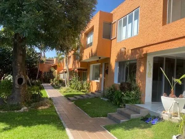 Casa en venta y renta en Vista Hermosa, Cuernavaca, Morelos