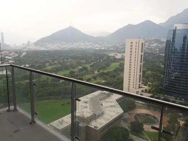 Departamento en Venta en Santa Engracia en San Pedro Garza Garcia