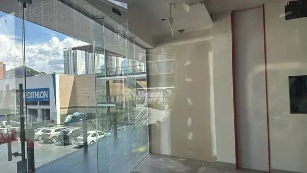 Local comercial en renta en Col. Santa Engracia en San Pedro Garza García