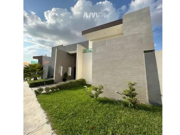 Casa en Venta en Real de Torrecillas Residencial, Saltillo, Coahuila de Zaragoza Casa en Venta en Real de Torrecillas Residencial, Saltillo, Coahuila de Zaragoza