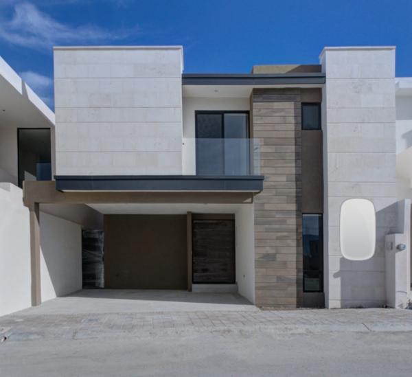 Casa de 4 recámaras en venta en Fracc. SETERRA Casa de 4 recámaras en venta en Fracc. SETERRA