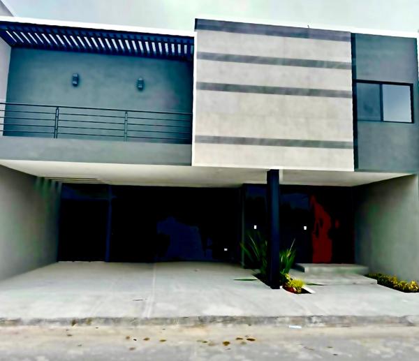 CASA NUEVA EN VENTA EN FRACCIONAMIENTO RESIDENCIA L RINCÓN DE LOS ENCINOS AL NORTE DE SALTILLO CASA NUEVA EN VENTA EN FRACCIONAMIENTO RESIDENCIA L RINCÓN DE LOS ENCINOS AL NORTE DE SALTILLO