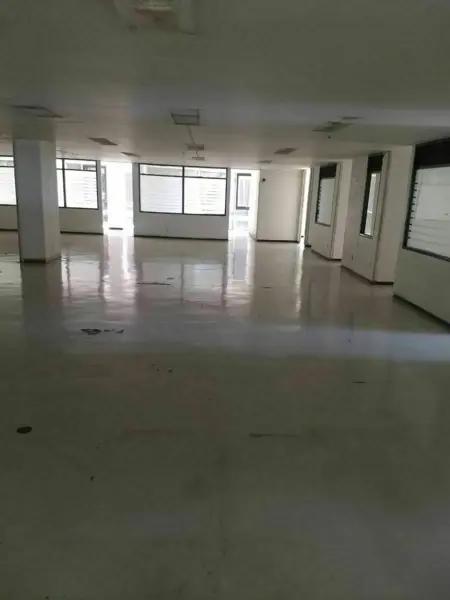 OFICINAS EN RENTA SEMIACONDICIONADA EN COLONIA DEL VALLE DEL PISO 3