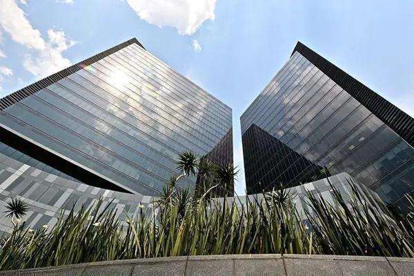 RENTA DE OFICINAS COMERCIALES EN CAPITAL REFORMA 288m2 , $171072 RENTA DE OFICINAS COMERCIALES EN CAPITAL REFORMA 288m2 , $171072