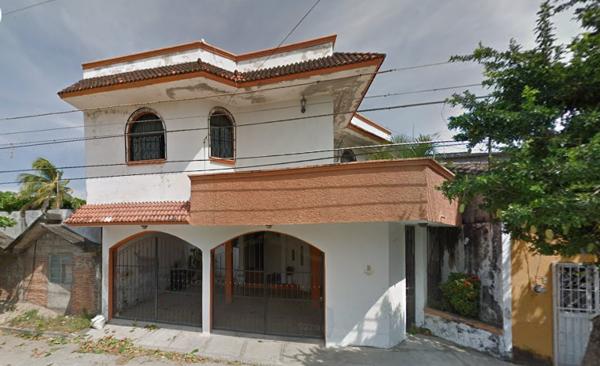 CASA A LA VENTA EN TONALÁ CHIAPAS YQH