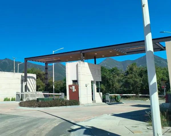 Terreno en privada, Carretera Nacional, El Barrial, 250 m2