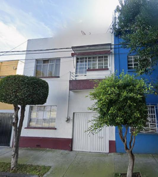 GRAN OPORTUNIDAD DE REMATE HIPOTECARIO CASA EN COL. ROMA SUR, CUAUHTÉMOC.