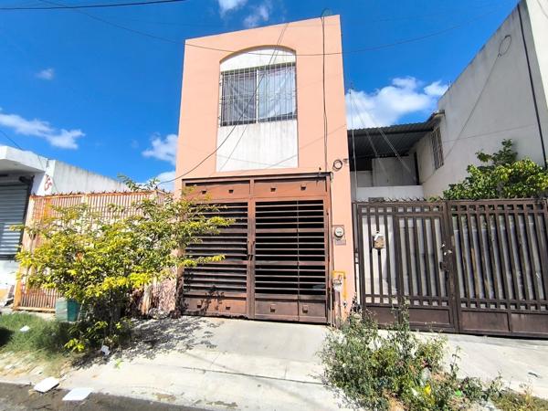 Casa en venta en Fraccionamiento Valle Real Juárez, Nuevo León Casa en venta en Fraccionamiento Valle Real Juárez, Nuevo León