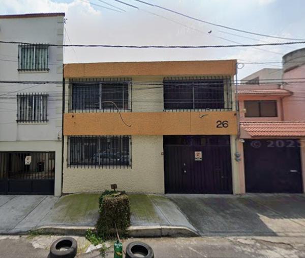 GRAN OPORTUNIDAD DE REMATE HIPOTECARIO CASA EN COL. SANTA MARIA LA RIBERA, CUAUHTÉMOC.