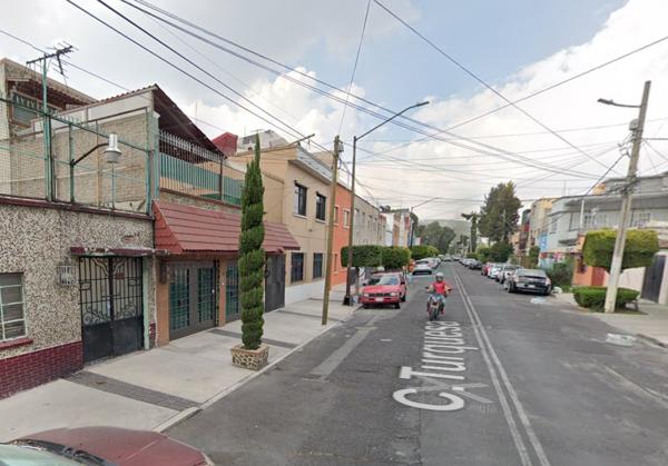 Casa en Remate en Estrella, Gustavo A. Madero - Excelente Oportunidad