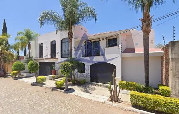 CASA EN VENTA EN LOS GRANADOS ACATLAN DE JUAREZ JALISCO AD15