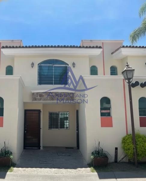 CASA EN VENTA EN FRANCISCO SARABIA ZAPOPAN JALISCO AD15