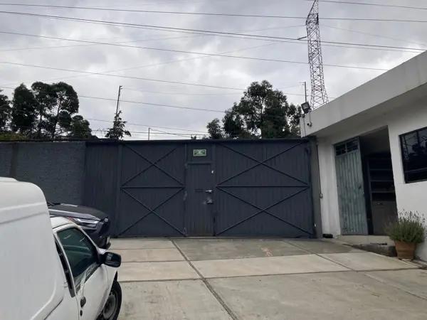 Bodega comercial con oficinas en renta en Torres del Potrero Álvaro Obregón