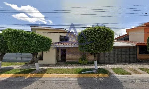 VENTA DE CASA EN BURGOS CUERNAVACA MORELOS AD15 VENTA DE CASA EN BURGOS CUERNAVACA MORELOS AD15