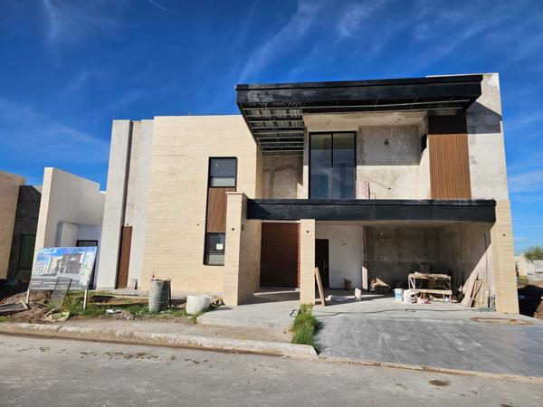 Casa en Venta en Villas de El Cardenchal, Sábilas, Torreón Coahuila.