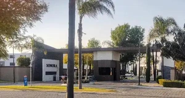 LOTE DE TERRENO EN ESQUINA EN PARQUE SONORA, BARRIO CASCATA, ATRÁS DE CHEDRAUI SELECTO, SAN ANDRES C LOTE DE TERRENO EN ESQUINA EN PARQUE SONORA, BARRIO CASCATA, ATRÁS DE CHEDRAUI SELECTO, SAN ANDRES C