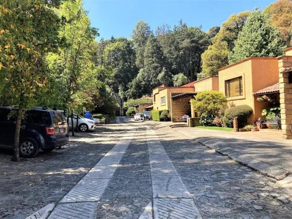 Casa en condominio en venta en San Lorenzo Acopilco, Cuajimalpa.