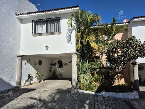 Casa en renta en Lomas de Atzingo, Cuernavaca, Morelos Casa en renta en Lomas de Atzingo, Cuernavaca, Morelos